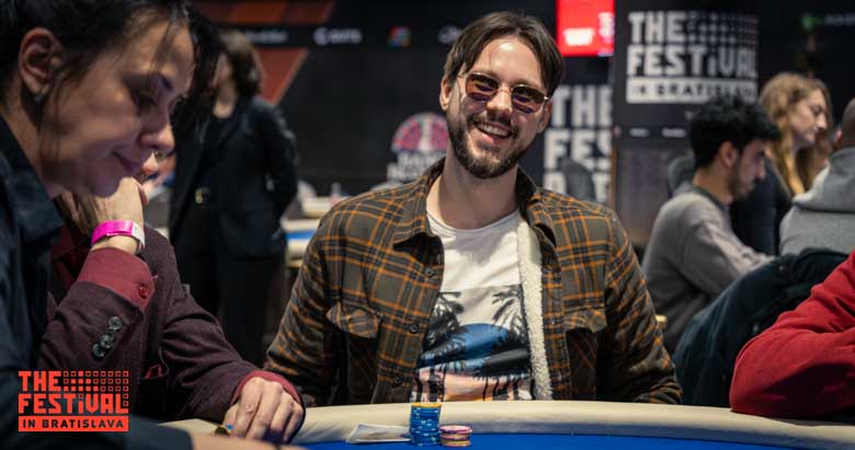 Tonis Viik playing the Main Event Day 1A at The Festival Bratislava