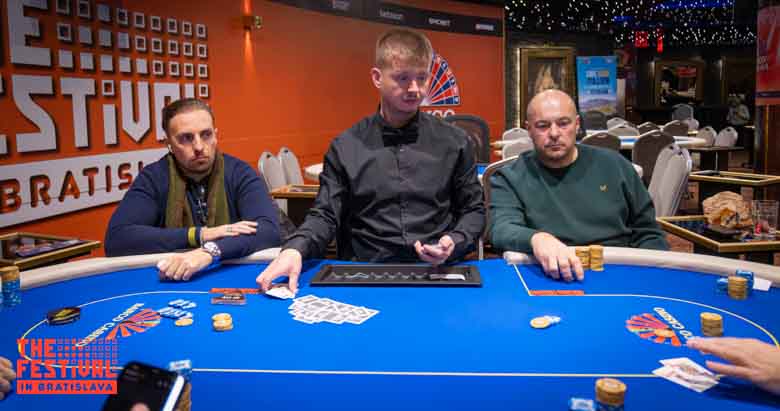 Milos Nemeth Vincenzo De Donato playing the Main Event Day 2 at The Festival Bratislava