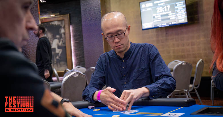 Kenji Hamamoto playing the Mixed Games Main Event Torses Day 1B at The Festival Bratislava