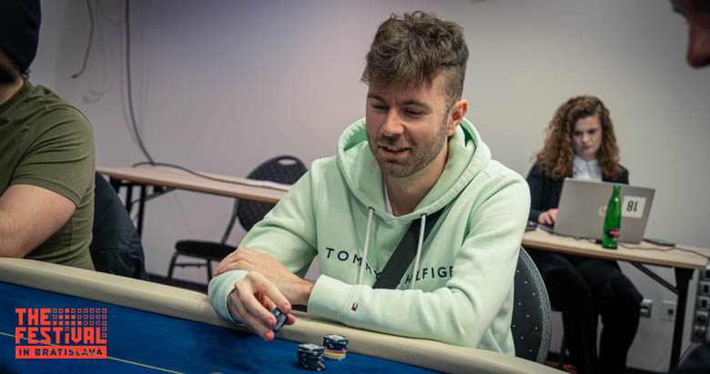 Heads Up Tournament playing the NLH at The Festival Bratislava