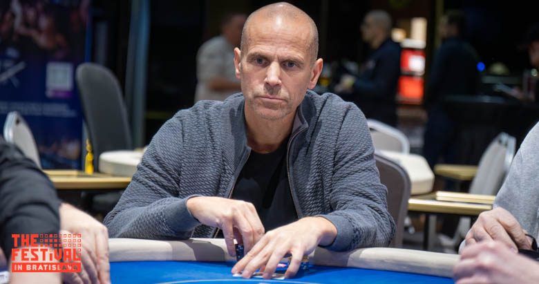 Johan Mattias Sundstrom playing the NLH Seniors Event at The Festival Bratislava