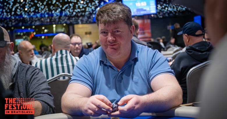 Padraig Joseph Moran playing the NLH Seniors Event at The Festival Bratislava