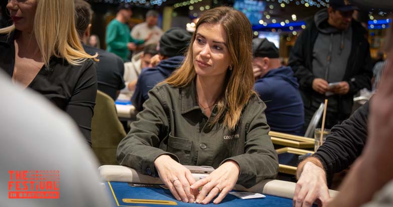Knockout Charlotte Larsen playing the NLH Tuesday at The Festival Bratislava
