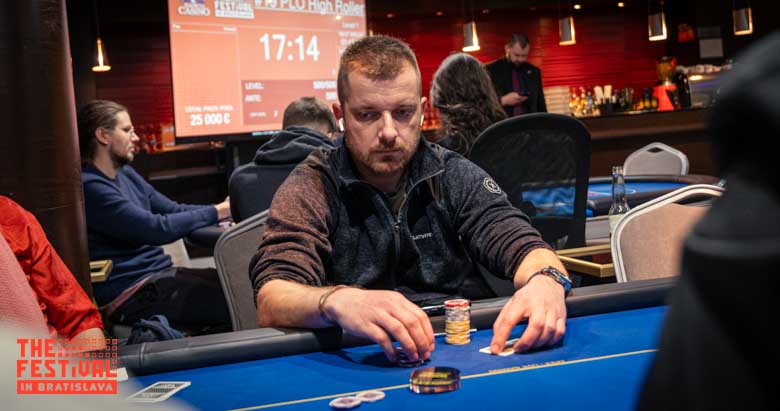Rollers Jakub Jirchar playing the PLO High at The Festival Bratislava