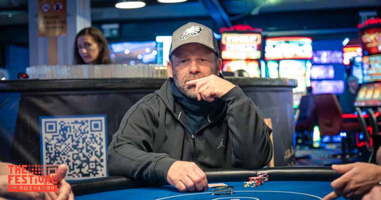 Mix Benno Jobst playing the 10 Game at The Festival Rozvadov