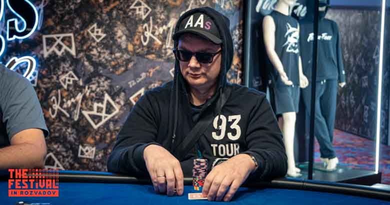 Mix Siarhei Narozhny playing the 10 Game at The Festival Rozvadov