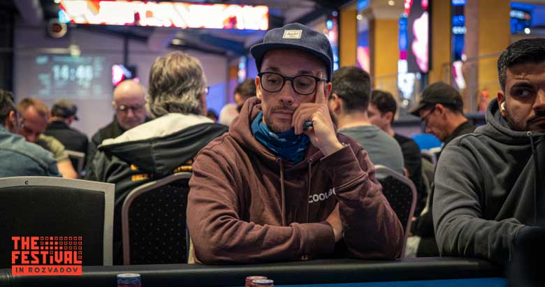 Mads Oesthagen Holbaek playing the Bounty Hunter Days Mystery Bounty Day 1A at The Festival Weekend Rozvadov