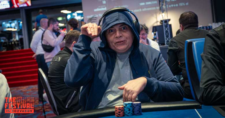 Catalin Paul Diac playing the Main Event Day 1A at The Festival Weekend Rozvadov