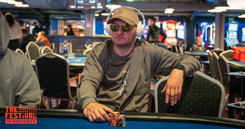 Artur Michal Piasecki playing the Main Event Day 1C at The Festival Weekend Rozvadov