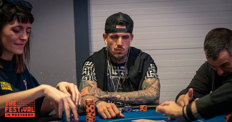 Dan Andrei Galinschi playing the Main Event Day 1C at The Festival Weekend Rozvadov