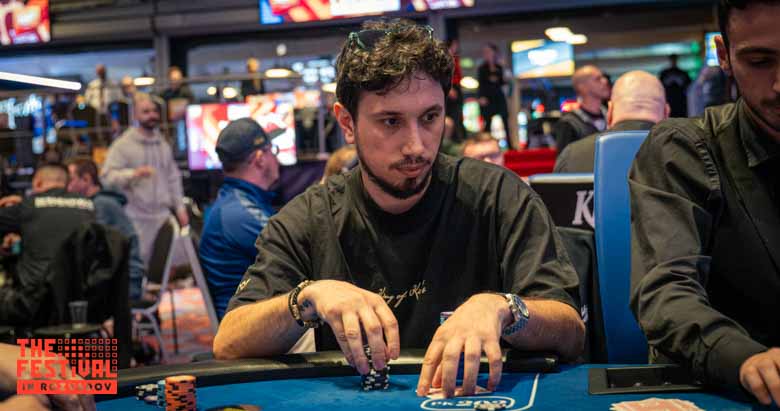 Gevork Simonyan playing the Main Event Day 1C at The Festival Weekend Rozvadov