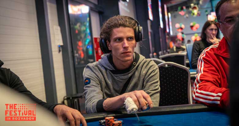 Maciej Kawonczyk playing the Main Event Day 1C at The Festival Weekend Rozvadov