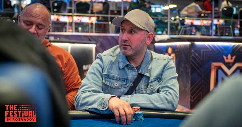 Ahmad Fahim Aslami playing the Main Event Day 1F at The Festival Weekend Rozvadov