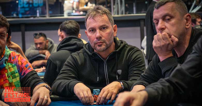Francesco Blasio playing the Main Event Day 1F at The Festival Weekend Rozvadov