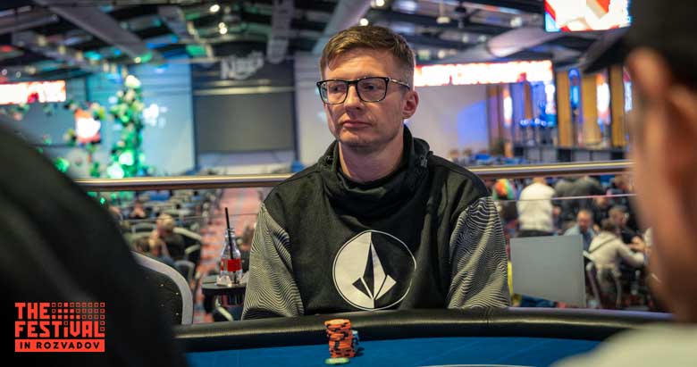 Maciej Michalec playing the Main Event Day 1F at The Festival Weekend Rozvadov