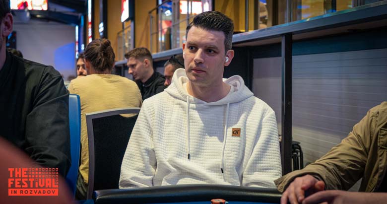 Michael Johannes Schneider playing the Main Event Day 1F at The Festival Weekend Rozvadov