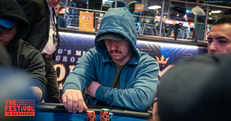 Oskar Wiktor Mika playing the Main Event Day 1F at The Festival Weekend Rozvadov