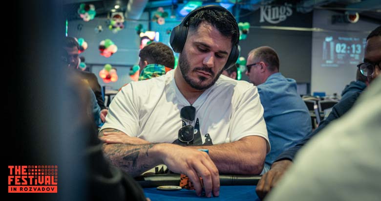Adriano Fersini playing the Main Event Day 2 at The Festival Weekend Rozvadov