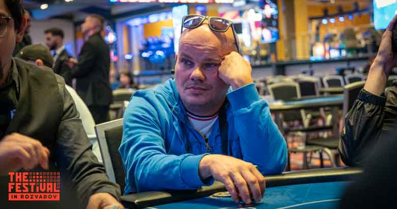 Csaba Havasi playing the Main Event Day 2 at The Festival Weekend Rozvadov