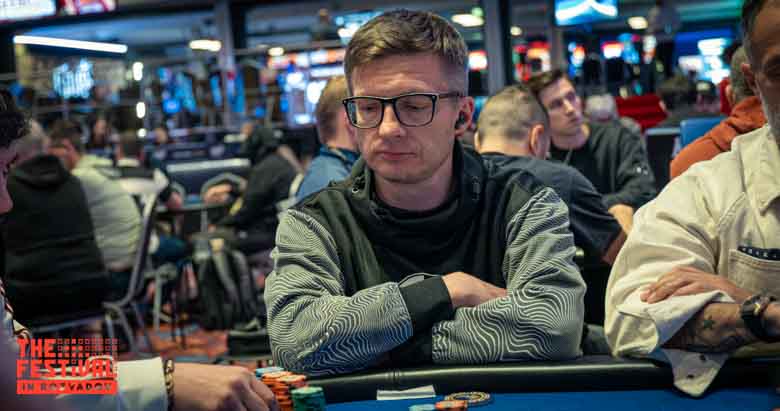 Maciej Michalec playing the Main Event Day 2 at The Festival Weekend Rozvadov