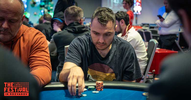 Mykhailo Lohvinenko playing the Main Event Day 2 at The Festival Weekend Rozvadov