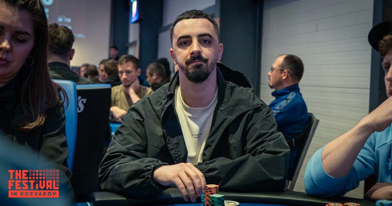 Viorel Gabriel Gavrila playing the Main Event Day 2 at The Festival Weekend Rozvadov