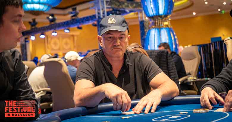 Antoine Moana Profit playing the Mixed Games Main Event Torses Day 1A at The Festival Weekend Rozvadov