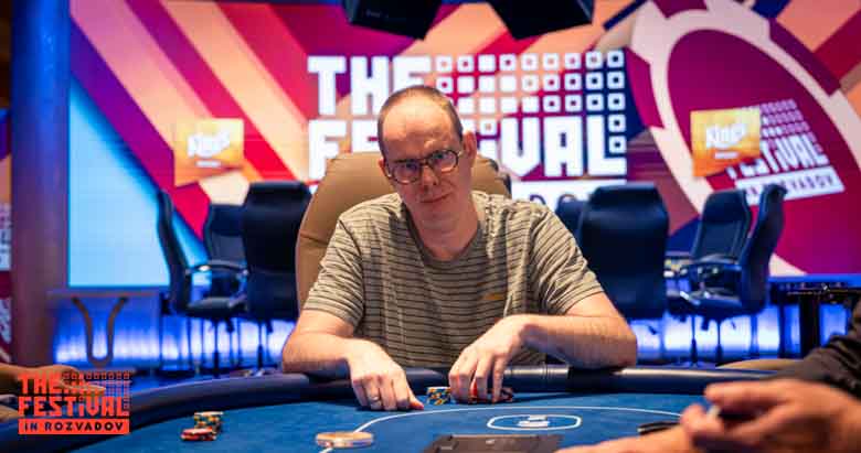 Evert Bos playing the Mixed Games Main Event Torses Day 1A at The Festival Weekend Rozvadov