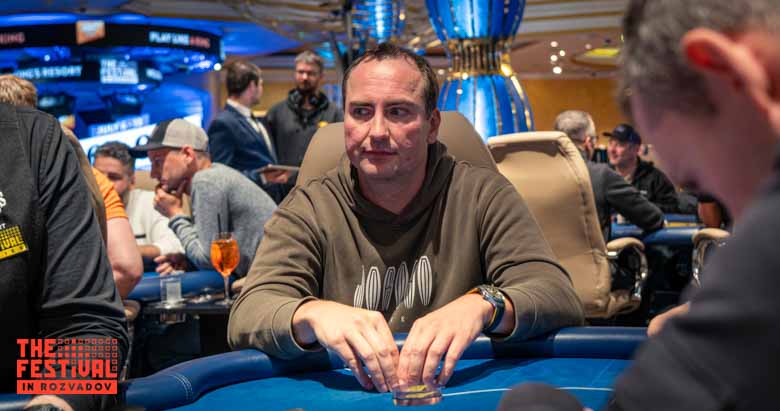 Tobias Josef Lerzer playing the Mixed Games Main Event Torses Day 1B at The Festival Weekend Rozvadov
