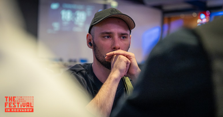 Kamil Ostaszewski playing the The Hendon Mob Championship Day 1B at The Festival Weekend Rozvadov