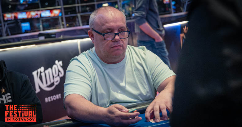 Gary James Streetly playing the The Hendon Mob Championship Day 1C at The Festival Weekend Rozvadov