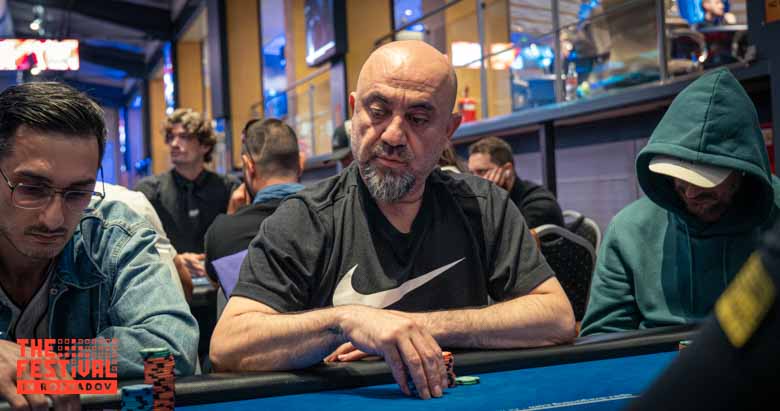 Mehmet Sarigoz playing the The Hendon Mob Championship Day 1C at The Festival Weekend Rozvadov