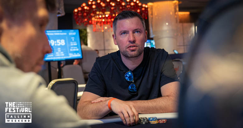Andreas Sebastian Backlund playing the Baby Torses Supreme at The Festival Weekend Tallinn
